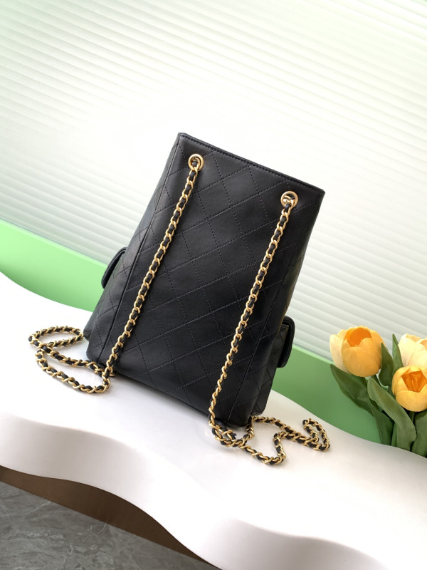 CL BACKPACK LAMBSKIN - 24.5*18*8CM [C21EK-025519] CELINE CHANEL ACCESSORIES LOEWE SHOES LOUIS VUITTON DIRO YSL OTHER BRAND HANDBAGS BALENCIAGA BOTTEGA VENETA GOYARD HERMES BURBERRY VALENTINO GUCCI FENDI MIUMIU CHLOE PRADA BVLGARI SUITCASE NEW ARRIVAL 