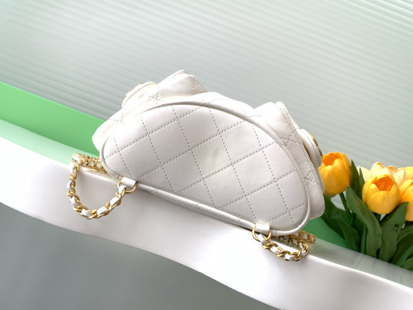 CL BACKPACK LAMBSKIN - 24.5*18*8CM [C21EK-025401] CELINE CHANEL ACCESSORIES LOEWE SHOES LOUIS VUITTON DIRO YSL OTHER BRAND HANDBAGS BALENCIAGA BOTTEGA VENETA GOYARD HERMES BURBERRY VALENTINO GUCCI FENDI MIUMIU CHLOE PRADA BVLGARI SUITCASE NEW ARRIVAL 