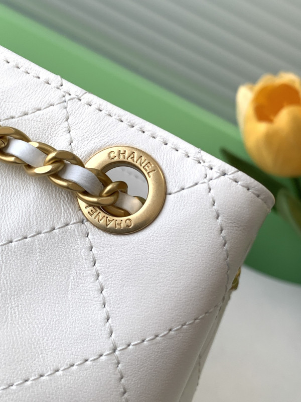 CL BACKPACK LAMBSKIN - 24.5*18*8CM [C21EK-025401] CELINE CHANEL ACCESSORIES LOEWE SHOES LOUIS VUITTON DIRO YSL OTHER BRAND HANDBAGS BALENCIAGA BOTTEGA VENETA GOYARD HERMES BURBERRY VALENTINO GUCCI FENDI MIUMIU CHLOE PRADA BVLGARI SUITCASE NEW ARRIVAL 