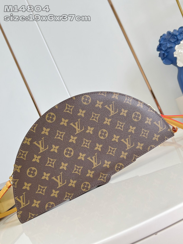 LOUIS VUITTON FAN [M14804] CELINE CHANEL ACCESSORIES LOEWE SHOES LOUIS VUITTON DIRO YSL OTHER BRAND HANDBAGS BALENCIAGA BOTTEGA VENETA GOYARD HERMES BURBERRY VALENTINO GUCCI FENDI MIUMIU CHLOE PRADA BVLGARI SUITCASE NEW ARRIVAL 