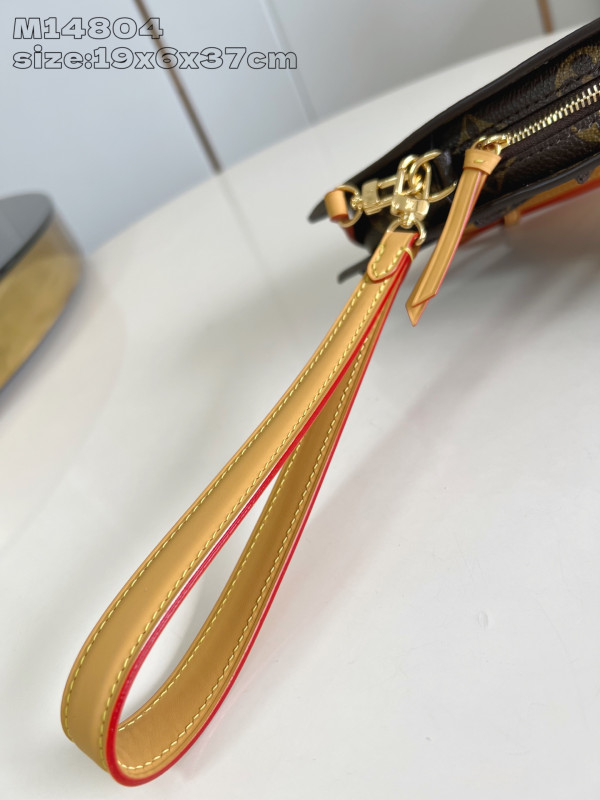 LOUIS VUITTON FAN [M14804] CELINE CHANEL ACCESSORIES LOEWE SHOES LOUIS VUITTON DIRO YSL OTHER BRAND HANDBAGS BALENCIAGA BOTTEGA VENETA GOYARD HERMES BURBERRY VALENTINO GUCCI FENDI MIUMIU CHLOE PRADA BVLGARI SUITCASE NEW ARRIVAL 