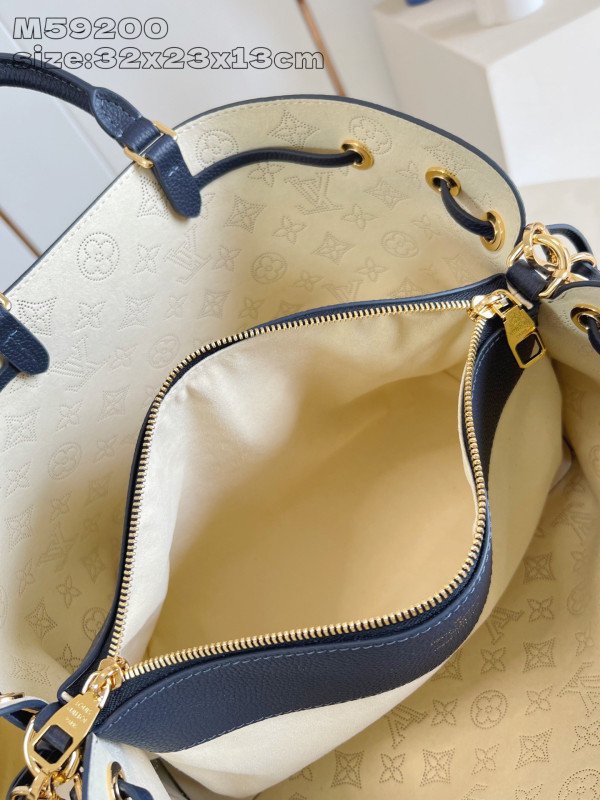 LOUIS VUITTON BELLA TOTE [M59200深蓝] CELINE CHANEL ACCESSORIES LOEWE SHOES LOUIS VUITTON DIRO YSL OTHER BRAND HANDBAGS BALENCIAGA BOTTEGA VENETA GOYARD HERMES BURBERRY VALENTINO GUCCI FENDI MIUMIU CHLOE PRADA BVLGARI SUITCASE NEW ARRIVAL 