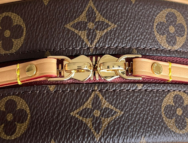 Louis Vuitton Nicolas Ghesquière [M45578] CELINE CHANEL ACCESSORIES LOEWE SHOES LOUIS VUITTON DIRO YSL OTHER BRAND HANDBAGS BALENCIAGA BOTTEGA VENETA GOYARD HERMES BURBERRY VALENTINO GUCCI FENDI MIUMIU CHLOE PRADA BVLGARI SUITCASE NEW ARRIVAL 