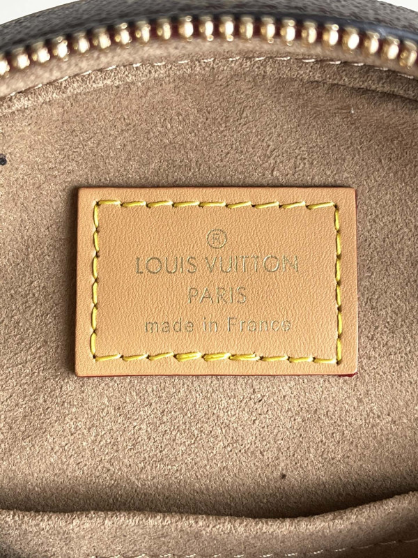 Louis Vuitton Nicolas Ghesquière [M45578] CELINE CHANEL ACCESSORIES LOEWE SHOES LOUIS VUITTON DIRO YSL OTHER BRAND HANDBAGS BALENCIAGA BOTTEGA VENETA GOYARD HERMES BURBERRY VALENTINO GUCCI FENDI MIUMIU CHLOE PRADA BVLGARI SUITCASE NEW ARRIVAL 