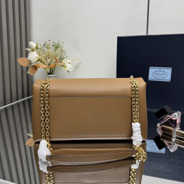 Prada Doux medium leather shoulder bag-29*16*9.5CM [1BD371-4] CELINE CHANEL ACCESSORIES LOEWE SHOES LOUIS VUITTON DIRO YSL OTHER BRAND HANDBAGS BALENCIAGA BOTTEGA VENETA GOYARD HERMES BURBERRY VALENTINO GUCCI FENDI MIUMIU CHLOE PRADA BVLGARI SUITCASE NEW ARRIVAL 