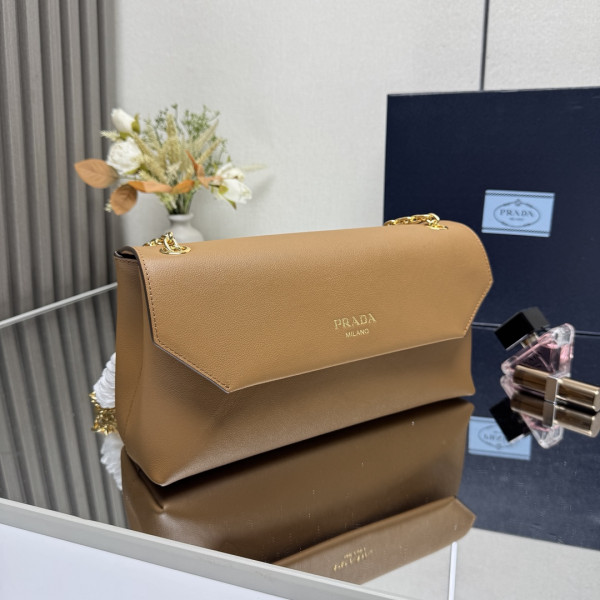 Prada Doux medium leather shoulder bag-29*16*9.5CM [1BD371-4] CELINE CHANEL ACCESSORIES LOEWE SHOES LOUIS VUITTON DIRO YSL OTHER BRAND HANDBAGS BALENCIAGA BOTTEGA VENETA GOYARD HERMES BURBERRY VALENTINO GUCCI FENDI MIUMIU CHLOE PRADA BVLGARI SUITCASE NEW ARRIVAL 