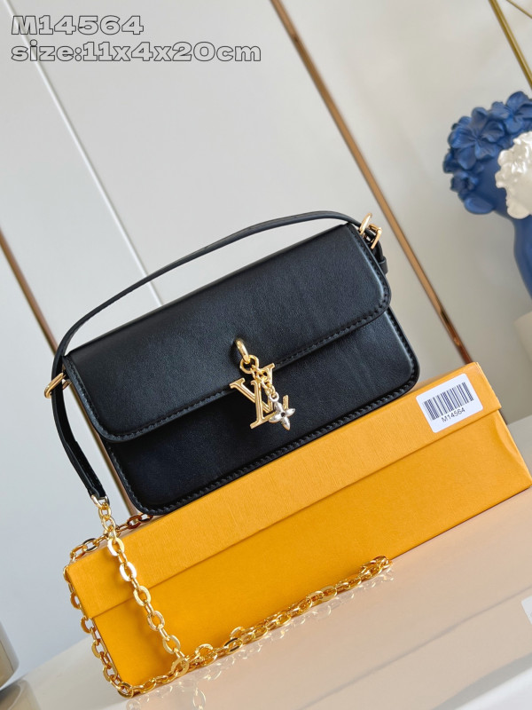 Louis Vuitton Wallet On Chain Bloom [M14564黑] CELINE CHANEL ACCESSORIES LOEWE SHOES LOUIS VUITTON DIRO YSL OTHER BRAND HANDBAGS BALENCIAGA BOTTEGA VENETA GOYARD HERMES BURBERRY VALENTINO GUCCI FENDI MIUMIU CHLOE PRADA BVLGARI SUITCASE NEW ARRIVAL 