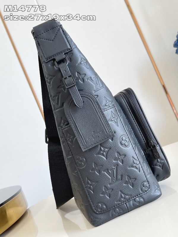 Louis Vuitton Hobo Cargo [M14778] CELINE CHANEL ACCESSORIES LOEWE SHOES LOUIS VUITTON DIRO YSL OTHER BRAND HANDBAGS BALENCIAGA BOTTEGA VENETA GOYARD HERMES BURBERRY VALENTINO GUCCI FENDI MIUMIU CHLOE PRADA BVLGARI SUITCASE NEW ARRIVAL 