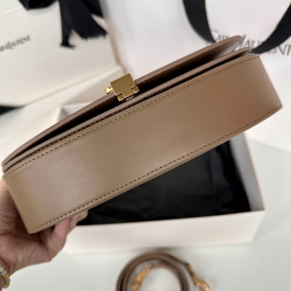 YSL VOLTAIRE in BOX SAINT LAURENT [787671-2] CELINE CHANEL ACCESSORIES LOEWE SHOES LOUIS VUITTON DIRO YSL OTHER BRAND HANDBAGS BALENCIAGA BOTTEGA VENETA GOYARD HERMES BURBERRY VALENTINO GUCCI FENDI MIUMIU CHLOE PRADA BVLGARI SUITCASE NEW ARRIVAL 