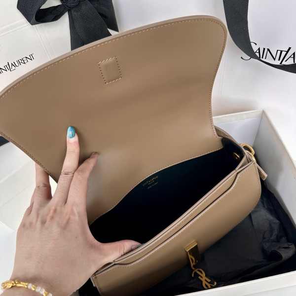 YSL VOLTAIRE in BOX SAINT LAURENT [787671-2] CELINE CHANEL ACCESSORIES LOEWE SHOES LOUIS VUITTON DIRO YSL OTHER BRAND HANDBAGS BALENCIAGA BOTTEGA VENETA GOYARD HERMES BURBERRY VALENTINO GUCCI FENDI MIUMIU CHLOE PRADA BVLGARI SUITCASE NEW ARRIVAL 