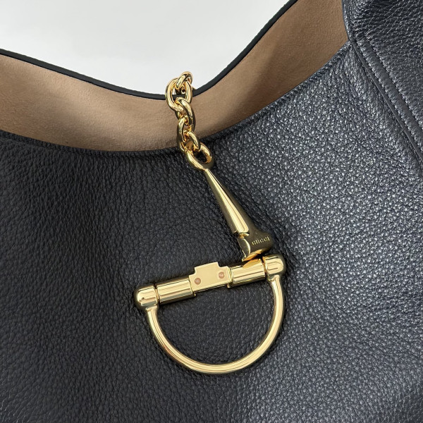 Gucci Softbit maxi shoulder bag [837466克荔] CELINE CHANEL ACCESSORIES LOEWE SHOES LOUIS VUITTON DIRO YSL OTHER BRAND HANDBAGS BALENCIAGA BOTTEGA VENETA GOYARD HERMES BURBERRY VALENTINO GUCCI FENDI MIUMIU CHLOE PRADA BVLGARI SUITCASE NEW ARRIVAL 
