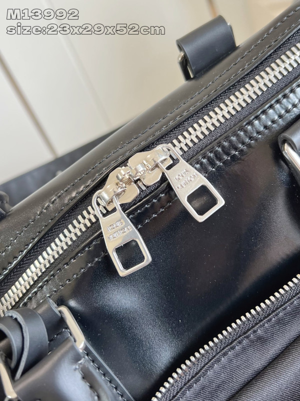 Louis Vuitton Keepall Cargo Bandoulière 50 [M13992] CELINE CHANEL ACCESSORIES LOEWE SHOES LOUIS VUITTON DIRO YSL OTHER BRAND HANDBAGS BALENCIAGA BOTTEGA VENETA GOYARD HERMES BURBERRY VALENTINO GUCCI FENDI MIUMIU CHLOE PRADA BVLGARI SUITCASE NEW ARRIVAL 
