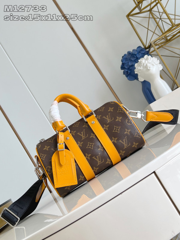 LOUIS VUITTON KEEPALL BANDOULI?RE 25 [M12733] CELINE CHANEL ACCESSORIES LOEWE SHOES LOUIS VUITTON DIRO YSL OTHER BRAND HANDBAGS BALENCIAGA BOTTEGA VENETA GOYARD HERMES BURBERRY VALENTINO GUCCI FENDI MIUMIU CHLOE PRADA BVLGARI SUITCASE NEW ARRIVAL 