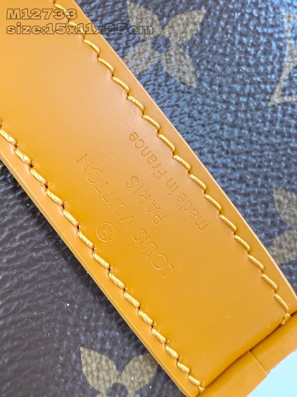 LOUIS VUITTON KEEPALL BANDOULI?RE 25 [M12733] CELINE CHANEL ACCESSORIES LOEWE SHOES LOUIS VUITTON DIRO YSL OTHER BRAND HANDBAGS BALENCIAGA BOTTEGA VENETA GOYARD HERMES BURBERRY VALENTINO GUCCI FENDI MIUMIU CHLOE PRADA BVLGARI SUITCASE NEW ARRIVAL 