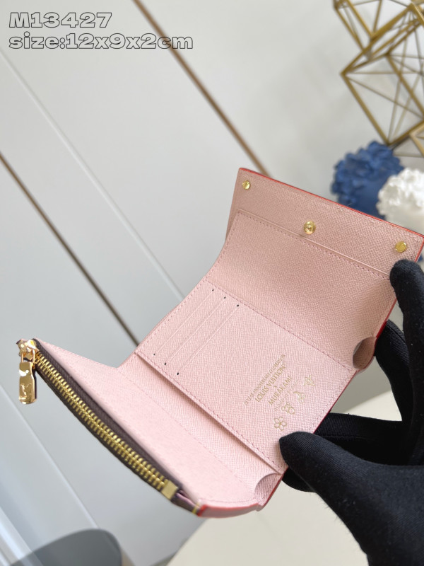 LOUIS VUITTON VICTORINE WALLET-12*9.5*2.5 cm [M13427] CELINE CHANEL ACCESSORIES LOEWE SHOES LOUIS VUITTON DIRO YSL OTHER BRAND HANDBAGS BALENCIAGA BOTTEGA VENETA GOYARD HERMES BURBERRY VALENTINO GUCCI FENDI MIUMIU CHLOE PRADA BVLGARI SUITCASE NEW ARRIVAL 