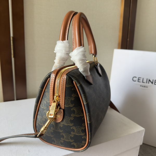 CELIN* SMALL BOSTON - 20*14*10CM [197582] CELINE CHANEL ACCESSORIES LOEWE SHOES LOUIS VUITTON DIRO YSL OTHER BRAND HANDBAGS BALENCIAGA BOTTEGA VENETA GOYARD HERMES BURBERRY VALENTINO GUCCI FENDI MIUMIU CHLOE PRADA BVLGARI SUITCASE NEW ARRIVAL 