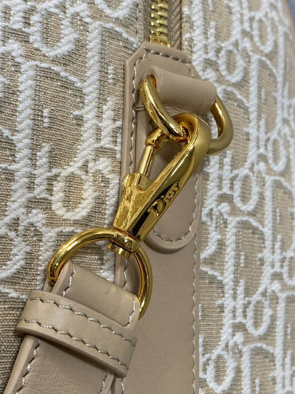 Diro Groove 25 bag [C21E8-033507] CELINE CHANEL ACCESSORIES LOEWE SHOES LOUIS VUITTON DIRO YSL OTHER BRAND HANDBAGS BALENCIAGA BOTTEGA VENETA GOYARD HERMES BURBERRY VALENTINO GUCCI FENDI MIUMIU CHLOE PRADA BVLGARI SUITCASE NEW ARRIVAL 
