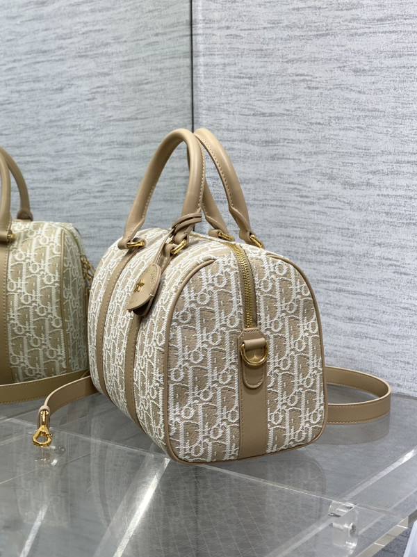 Diro Groove 25 bag [C21E8-033507] CELINE CHANEL ACCESSORIES LOEWE SHOES LOUIS VUITTON DIRO YSL OTHER BRAND HANDBAGS BALENCIAGA BOTTEGA VENETA GOYARD HERMES BURBERRY VALENTINO GUCCI FENDI MIUMIU CHLOE PRADA BVLGARI SUITCASE NEW ARRIVAL 