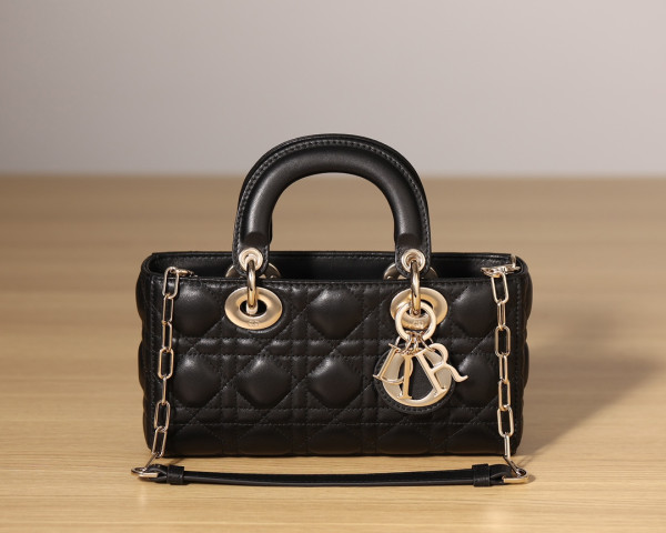 Diro Small Lady D-Joy Bag-22*12*6CM [M0613] CELINE CHANEL ACCESSORIES LOEWE SHOES LOUIS VUITTON DIRO YSL OTHER BRAND HANDBAGS BALENCIAGA BOTTEGA VENETA GOYARD HERMES BURBERRY VALENTINO GUCCI FENDI MIUMIU CHLOE PRADA BVLGARI SUITCASE NEW ARRIVAL 
