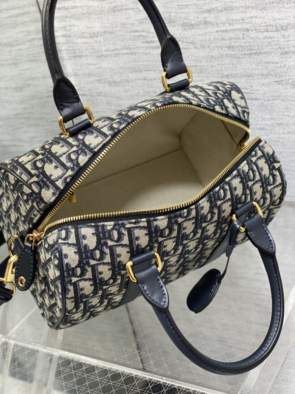 Diro Groove 25 bag [C21E5-083945] CELINE CHANEL ACCESSORIES LOEWE SHOES LOUIS VUITTON DIRO YSL OTHER BRAND HANDBAGS BALENCIAGA BOTTEGA VENETA GOYARD HERMES BURBERRY VALENTINO GUCCI FENDI MIUMIU CHLOE PRADA BVLGARI SUITCASE NEW ARRIVAL 