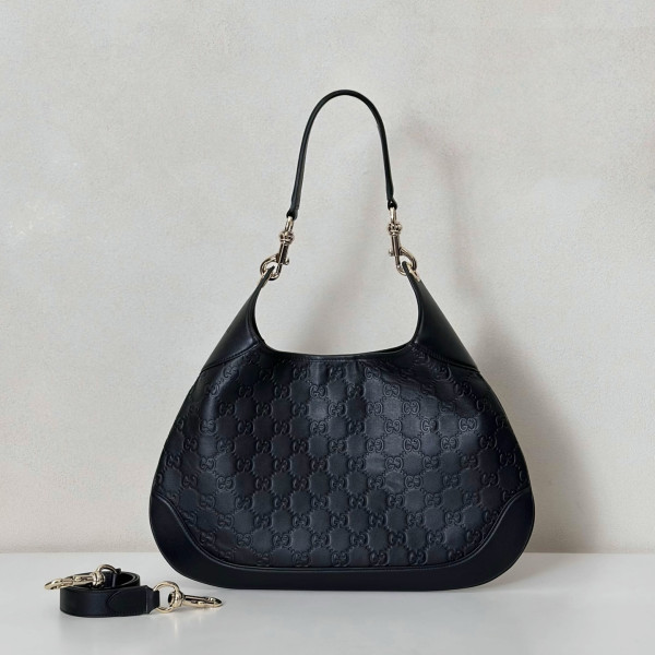 (image for) Gucci B medium shoulder bag