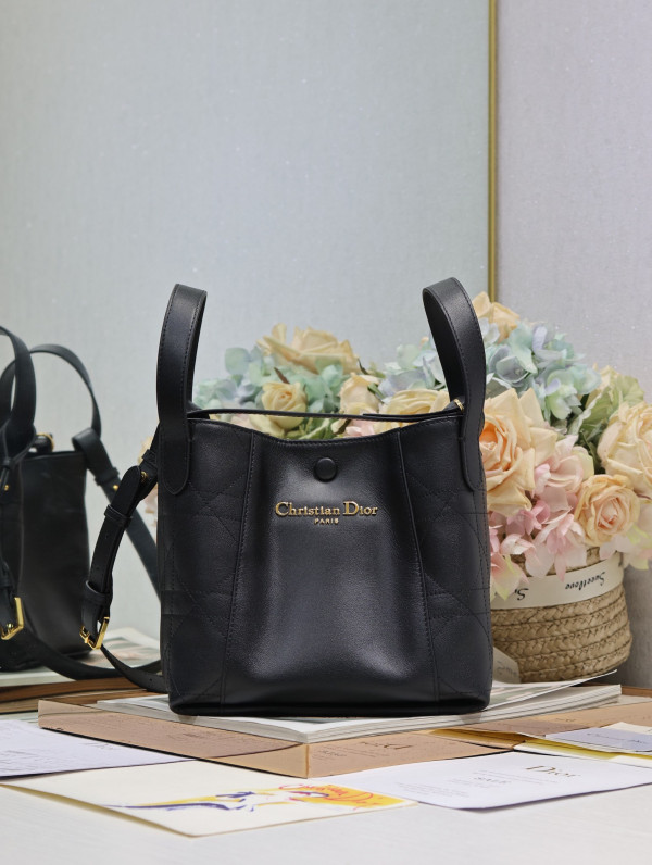 (image for) Diro Small Signature Bucket Bag - 21*19*11CM