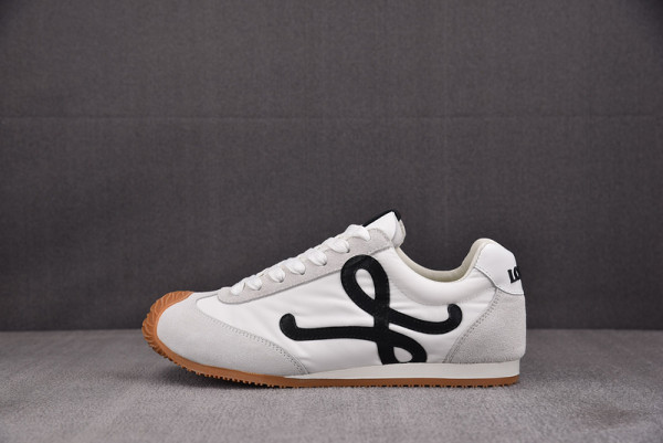 (image for) Loewe Ballet Runner