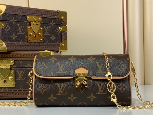 (image for) LOUIS VUITTON POCHETTE CAMILLE