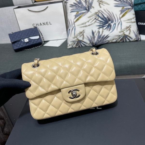 CL FLAP BAG 23CM (image for) CL FLAP BAG 23CM