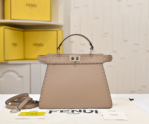 (image for) Fendi Peekaboo ISeeU Petite-20x11x10cm