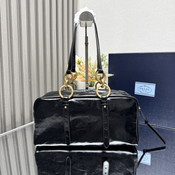 Prada Dangle medium leather top-handle bag [C218J-074510] CELINE CHANEL ACCESSORIES LOEWE SHOES LOUIS VUITTON DIRO YSL OTHER BRAND HANDBAGS BALENCIAGA BOTTEGA VENETA GOYARD HERMES BURBERRY VALENTINO GUCCI FENDI MIUMIU CHLOE PRADA BVLGARI SUITCASE NEW ARRIVAL 