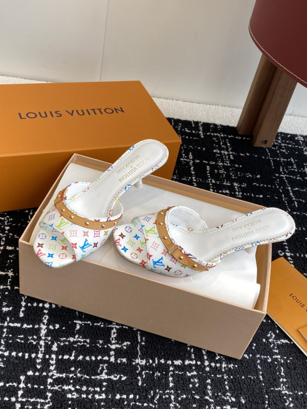 LOUIS VUITTON SLIPPERS [C218I-090055] CELINE CHANEL ACCESSORIES LOEWE SHOES LOUIS VUITTON DIRO YSL OTHER BRAND HANDBAGS BALENCIAGA BOTTEGA VENETA GOYARD HERMES BURBERRY VALENTINO GUCCI FENDI MIUMIU CHLOE PRADA BVLGARI SUITCASE NEW ARRIVAL 