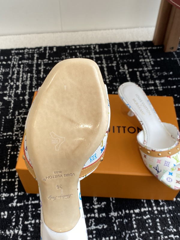 LOUIS VUITTON SLIPPERS [C218I-090055] CELINE CHANEL ACCESSORIES LOEWE SHOES LOUIS VUITTON DIRO YSL OTHER BRAND HANDBAGS BALENCIAGA BOTTEGA VENETA GOYARD HERMES BURBERRY VALENTINO GUCCI FENDI MIUMIU CHLOE PRADA BVLGARI SUITCASE NEW ARRIVAL 