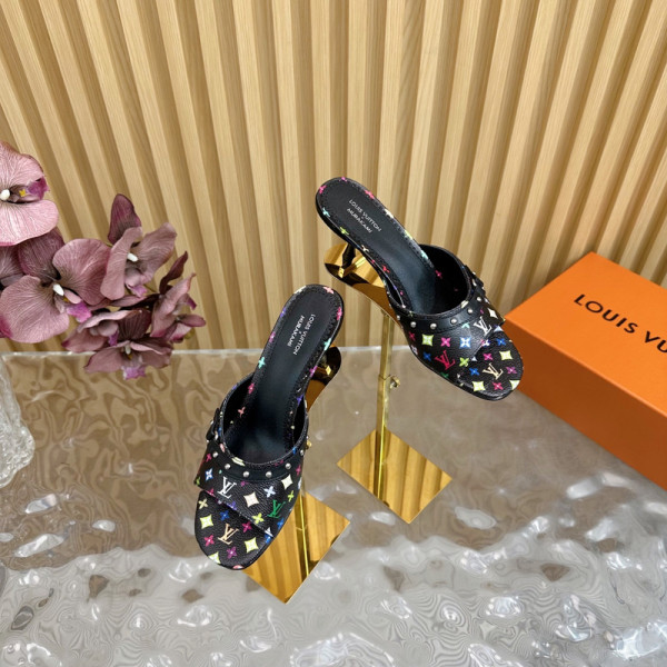LOUIS VUITTON SLIPPERS [C218I-085710] CELINE CHANEL ACCESSORIES LOEWE SHOES LOUIS VUITTON DIRO YSL OTHER BRAND HANDBAGS BALENCIAGA BOTTEGA VENETA GOYARD HERMES BURBERRY VALENTINO GUCCI FENDI MIUMIU CHLOE PRADA BVLGARI SUITCASE NEW ARRIVAL 
