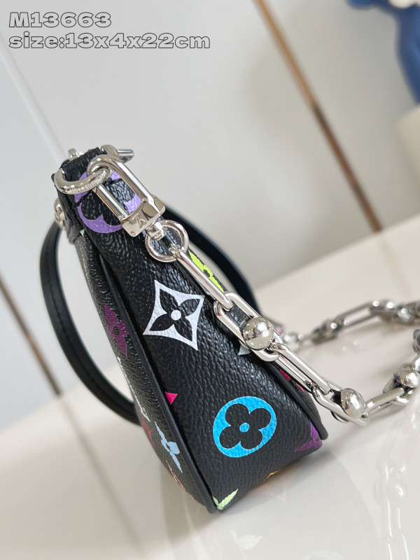 LOUIS VUITTON MULTI POCHETTE ACCESSOIRES [M13663黑彩] CELINE CHANEL ACCESSORIES LOEWE SHOES LOUIS VUITTON DIRO YSL OTHER BRAND HANDBAGS BALENCIAGA BOTTEGA VENETA GOYARD HERMES BURBERRY VALENTINO GUCCI FENDI MIUMIU CHLOE PRADA BVLGARI SUITCASE NEW ARRIVAL 