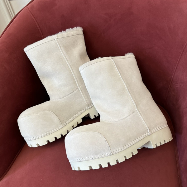 Balenciaga Alaska Faux-Fur Low Boots [C216B-015951] CELINE CHANEL ACCESSORIES LOEWE SHOES LOUIS VUITTON DIRO YSL OTHER BRAND HANDBAGS BALENCIAGA BOTTEGA VENETA GOYARD HERMES BURBERRY VALENTINO GUCCI FENDI MIUMIU CHLOE PRADA BVLGARI SUITCASE NEW ARRIVAL 