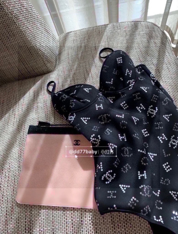 CL Swimsuit [C2165-035022] CELINE CHANEL ACCESSORIES LOEWE SHOES LOUIS VUITTON DIRO YSL OTHER BRAND HANDBAGS BALENCIAGA BOTTEGA VENETA GOYARD HERMES BURBERRY VALENTINO GUCCI FENDI MIUMIU CHLOE PRADA BVLGARI SUITCASE NEW ARRIVAL 