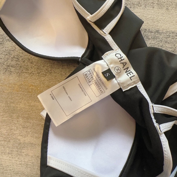 CL Swimsuit [C2165-034500] CELINE CHANEL ACCESSORIES LOEWE SHOES LOUIS VUITTON DIRO YSL OTHER BRAND HANDBAGS BALENCIAGA BOTTEGA VENETA GOYARD HERMES BURBERRY VALENTINO GUCCI FENDI MIUMIU CHLOE PRADA BVLGARI SUITCASE NEW ARRIVAL 