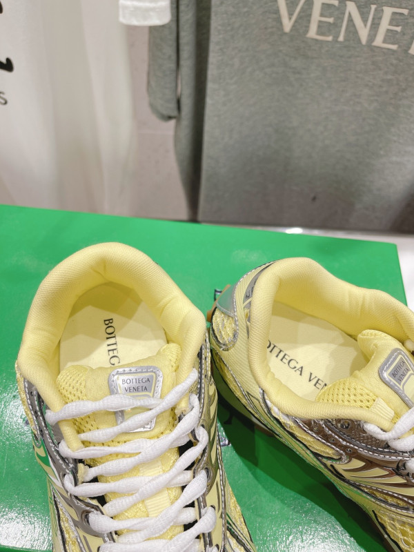 BOTTEGA VENETA SNEAKERS [C213E-064007] CELINE CHANEL ACCESSORIES LOEWE SHOES LOUIS VUITTON DIRO YSL OTHER BRAND HANDBAGS BALENCIAGA BOTTEGA VENETA GOYARD HERMES BURBERRY VALENTINO GUCCI FENDI MIUMIU CHLOE PRADA BVLGARI SUITCASE NEW ARRIVAL 