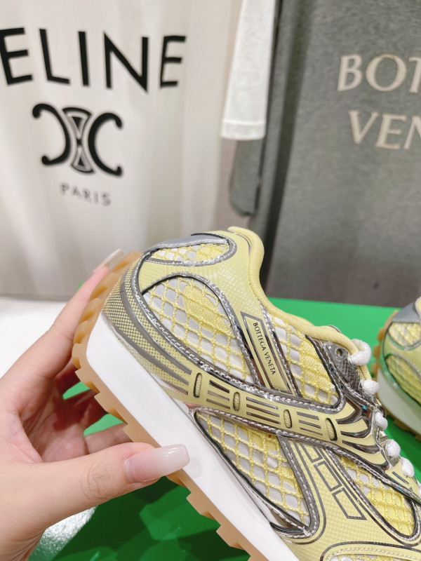 BOTTEGA VENETA SNEAKERS [C213E-064007] CELINE CHANEL ACCESSORIES LOEWE SHOES LOUIS VUITTON DIRO YSL OTHER BRAND HANDBAGS BALENCIAGA BOTTEGA VENETA GOYARD HERMES BURBERRY VALENTINO GUCCI FENDI MIUMIU CHLOE PRADA BVLGARI SUITCASE NEW ARRIVAL 