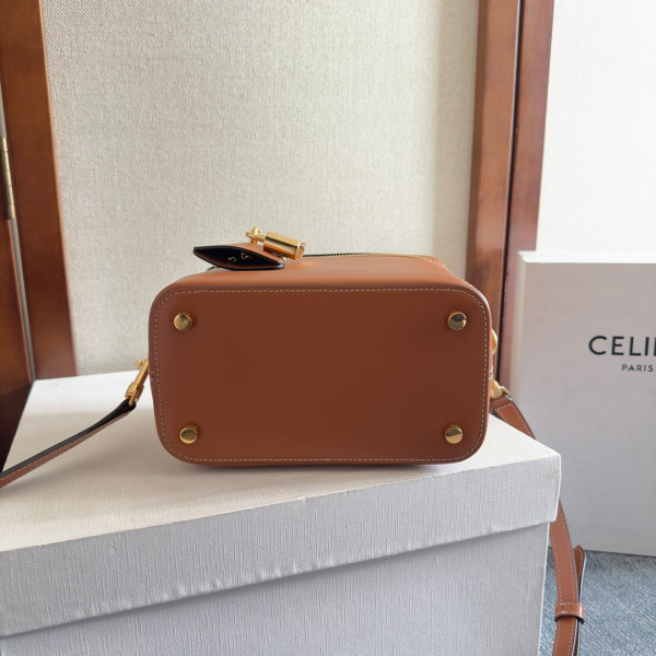 CELIN* VANITY - 18x12x18cm [119463-2] CELINE CHANEL ACCESSORIES LOEWE SHOES LOUIS VUITTON DIRO YSL OTHER BRAND HANDBAGS BALENCIAGA BOTTEGA VENETA GOYARD HERMES BURBERRY VALENTINO GUCCI FENDI MIUMIU CHLOE PRADA BVLGARI SUITCASE NEW ARRIVAL 