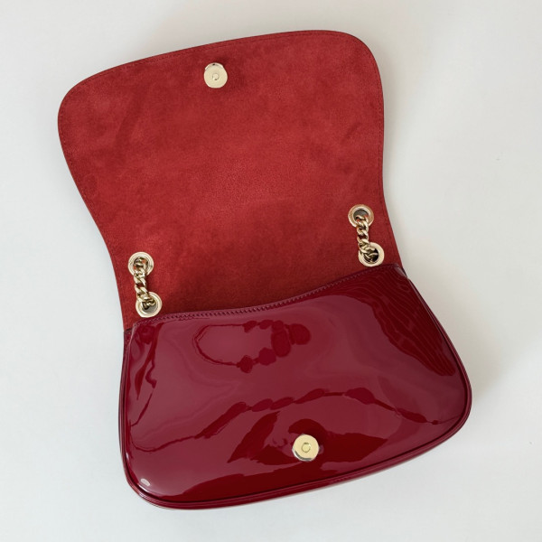 Gucci Blondie small shoulder bag-26*16*8CM [815715酒红漆皮] CELINE CHANEL ACCESSORIES LOEWE SHOES LOUIS VUITTON DIRO YSL OTHER BRAND HANDBAGS BALENCIAGA BOTTEGA VENETA GOYARD HERMES BURBERRY VALENTINO GUCCI FENDI MIUMIU CHLOE PRADA BVLGARI SUITCASE NEW ARRIVAL 