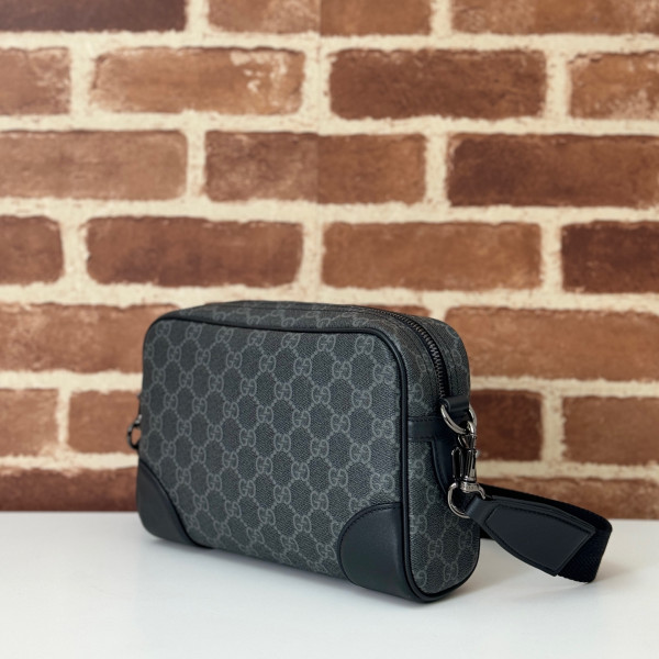 Gucci GG Emblem small crossbody bag [821155克胶] CELINE CHANEL ACCESSORIES LOEWE SHOES LOUIS VUITTON DIRO YSL OTHER BRAND HANDBAGS BALENCIAGA BOTTEGA VENETA GOYARD HERMES BURBERRY VALENTINO GUCCI FENDI MIUMIU CHLOE PRADA BVLGARI SUITCASE NEW ARRIVAL 