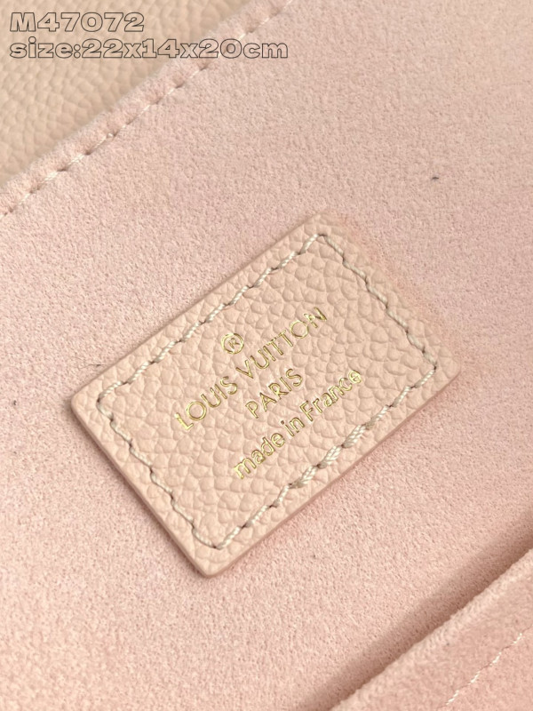 LOUIS VUITTON Backup Ys-20*22*14CM [M47072奶昔粉] CELINE CHANEL ACCESSORIES LOEWE SHOES LOUIS VUITTON DIRO YSL OTHER BRAND HANDBAGS BALENCIAGA BOTTEGA VENETA GOYARD HERMES BURBERRY VALENTINO GUCCI FENDI MIUMIU CHLOE PRADA BVLGARI SUITCASE NEW ARRIVAL 