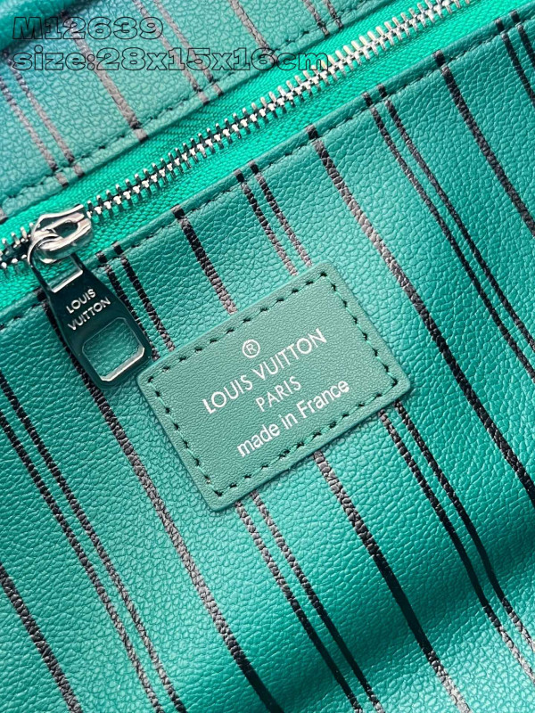 LOUIS VUITTON DOPP KIT-28*15*16.5cm [M12639老花绿] CELINE CHANEL ACCESSORIES LOEWE SHOES LOUIS VUITTON DIRO YSL OTHER BRAND HANDBAGS BALENCIAGA BOTTEGA VENETA GOYARD HERMES BURBERRY VALENTINO GUCCI FENDI MIUMIU CHLOE PRADA BVLGARI SUITCASE NEW ARRIVAL 