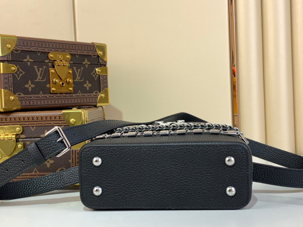 LOUIS VUITTON CAPUCINES MINI-21*14*8CM [m11908 黑色] CELINE CHANEL ACCESSORIES LOEWE SHOES LOUIS VUITTON DIRO YSL OTHER BRAND HANDBAGS BALENCIAGA BOTTEGA VENETA GOYARD HERMES BURBERRY VALENTINO GUCCI FENDI MIUMIU CHLOE PRADA BVLGARI SUITCASE NEW ARRIVAL 