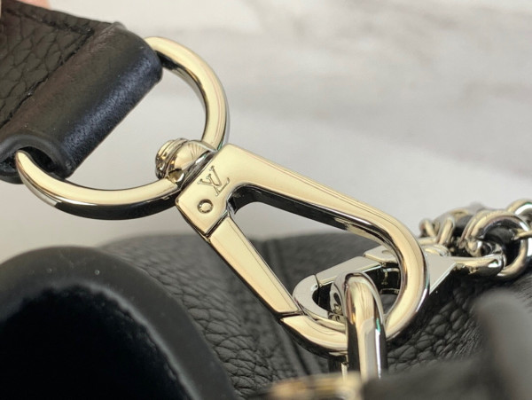 LOUIS VUITTON CAPUCINES MINI-21*14*8CM [m11908 黑色] CELINE CHANEL ACCESSORIES LOEWE SHOES LOUIS VUITTON DIRO YSL OTHER BRAND HANDBAGS BALENCIAGA BOTTEGA VENETA GOYARD HERMES BURBERRY VALENTINO GUCCI FENDI MIUMIU CHLOE PRADA BVLGARI SUITCASE NEW ARRIVAL 