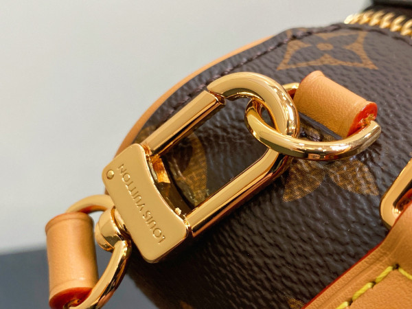 LOUIS VUITTON NANO SPEEDY-10.5*11.5*18cm [M13226老花] CELINE CHANEL ACCESSORIES LOEWE SHOES LOUIS VUITTON DIRO YSL OTHER BRAND HANDBAGS BALENCIAGA BOTTEGA VENETA GOYARD HERMES BURBERRY VALENTINO GUCCI FENDI MIUMIU CHLOE PRADA BVLGARI SUITCASE NEW ARRIVAL 