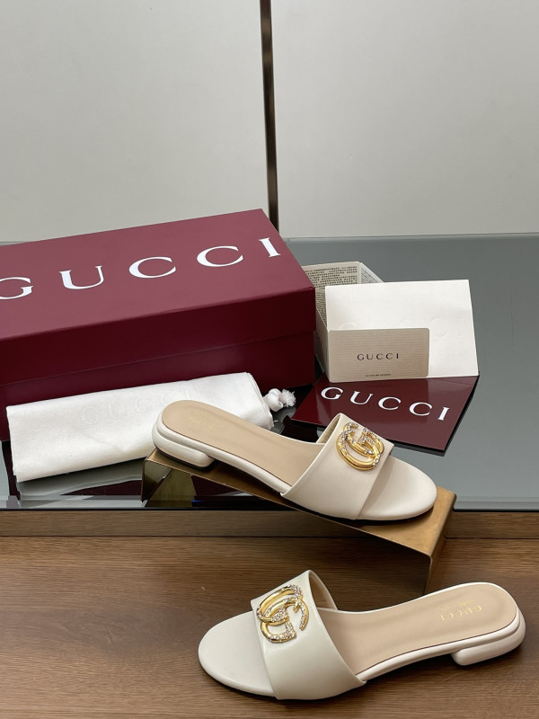 GUCCI WOMEN'S SANDAL [C2132-073832] CELINE CHANEL ACCESSORIES LOEWE SHOES LOUIS VUITTON DIRO YSL OTHER BRAND HANDBAGS BALENCIAGA BOTTEGA VENETA GOYARD HERMES BURBERRY VALENTINO GUCCI FENDI MIUMIU CHLOE PRADA BVLGARI SUITCASE NEW ARRIVAL 
