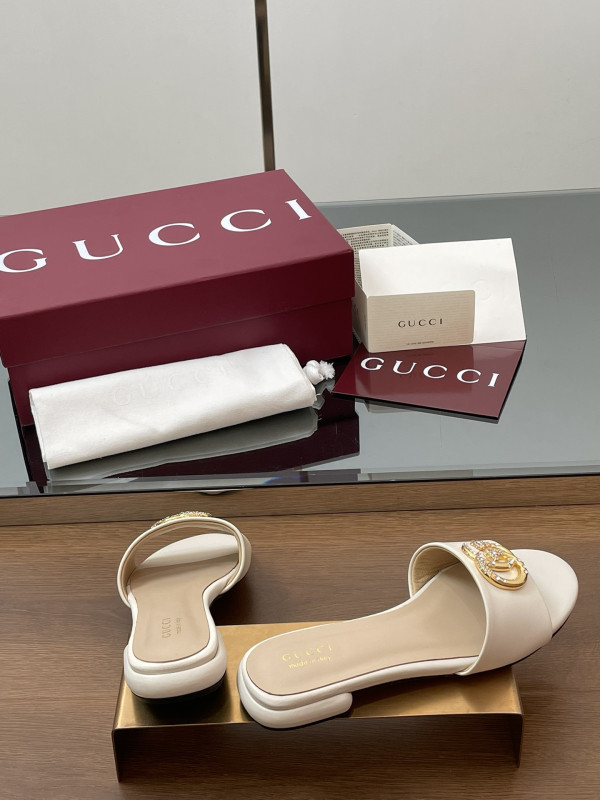 GUCCI WOMEN'S SANDAL [C2132-073832] CELINE CHANEL ACCESSORIES LOEWE SHOES LOUIS VUITTON DIRO YSL OTHER BRAND HANDBAGS BALENCIAGA BOTTEGA VENETA GOYARD HERMES BURBERRY VALENTINO GUCCI FENDI MIUMIU CHLOE PRADA BVLGARI SUITCASE NEW ARRIVAL 